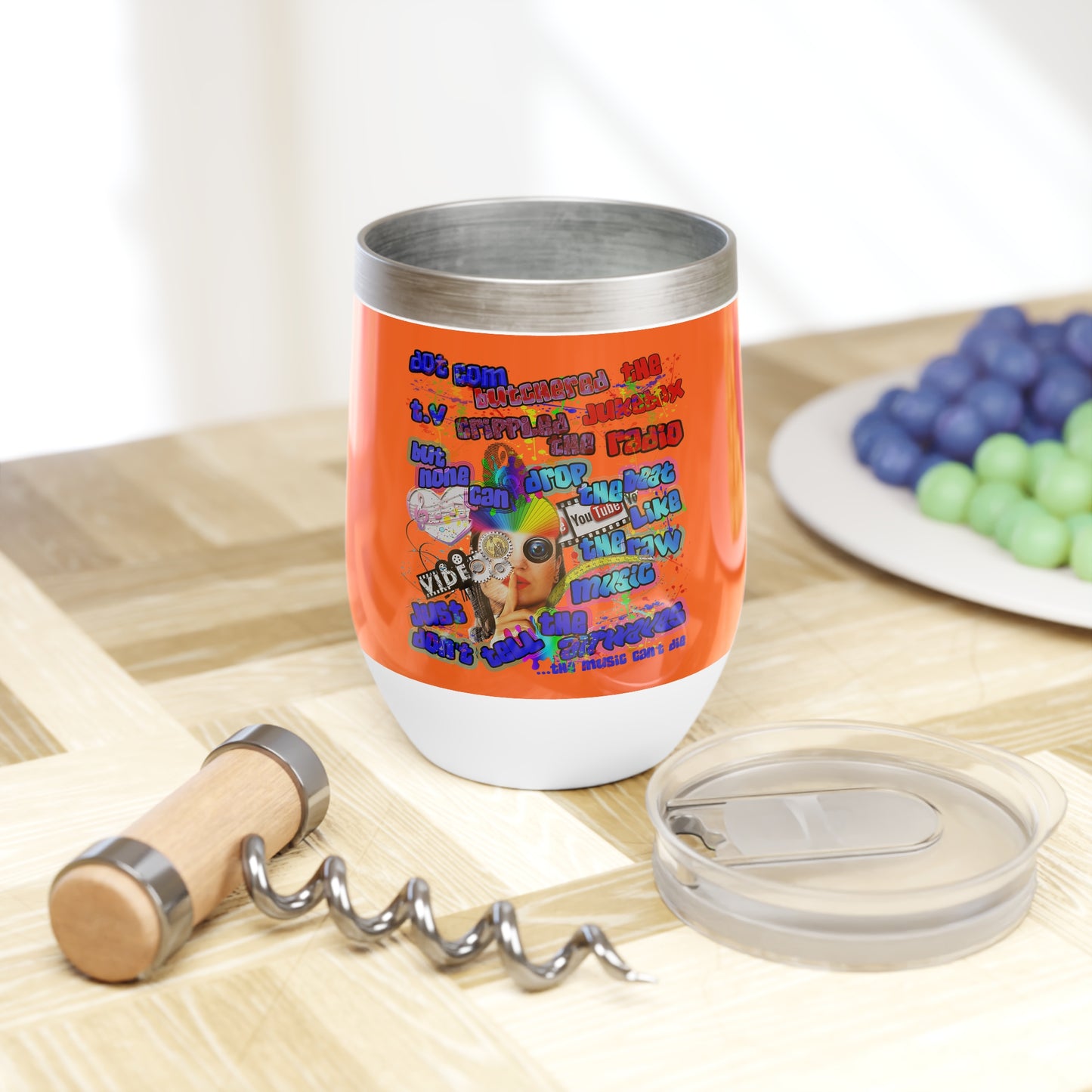 drop the beat - Chill Wine Tumbler (orange)
