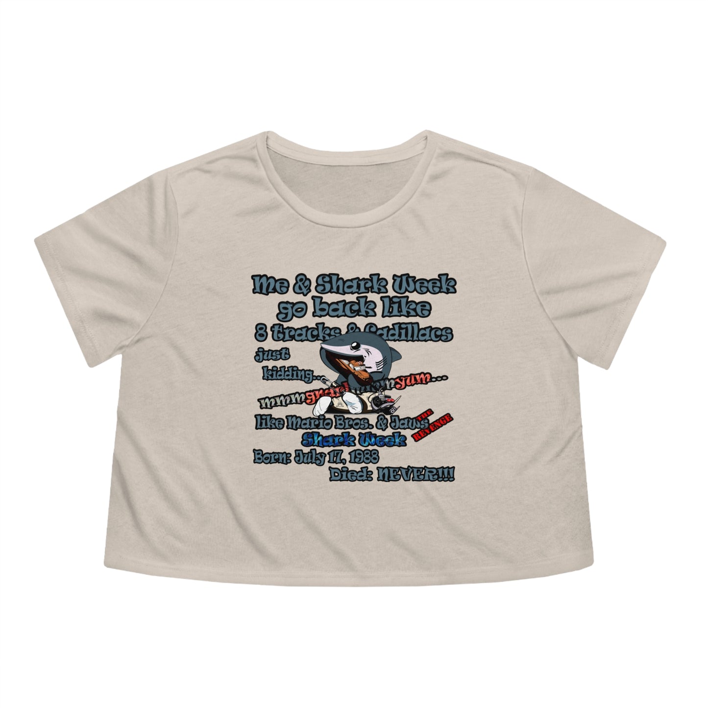 shark week - Women's Flowy Cropped Tee