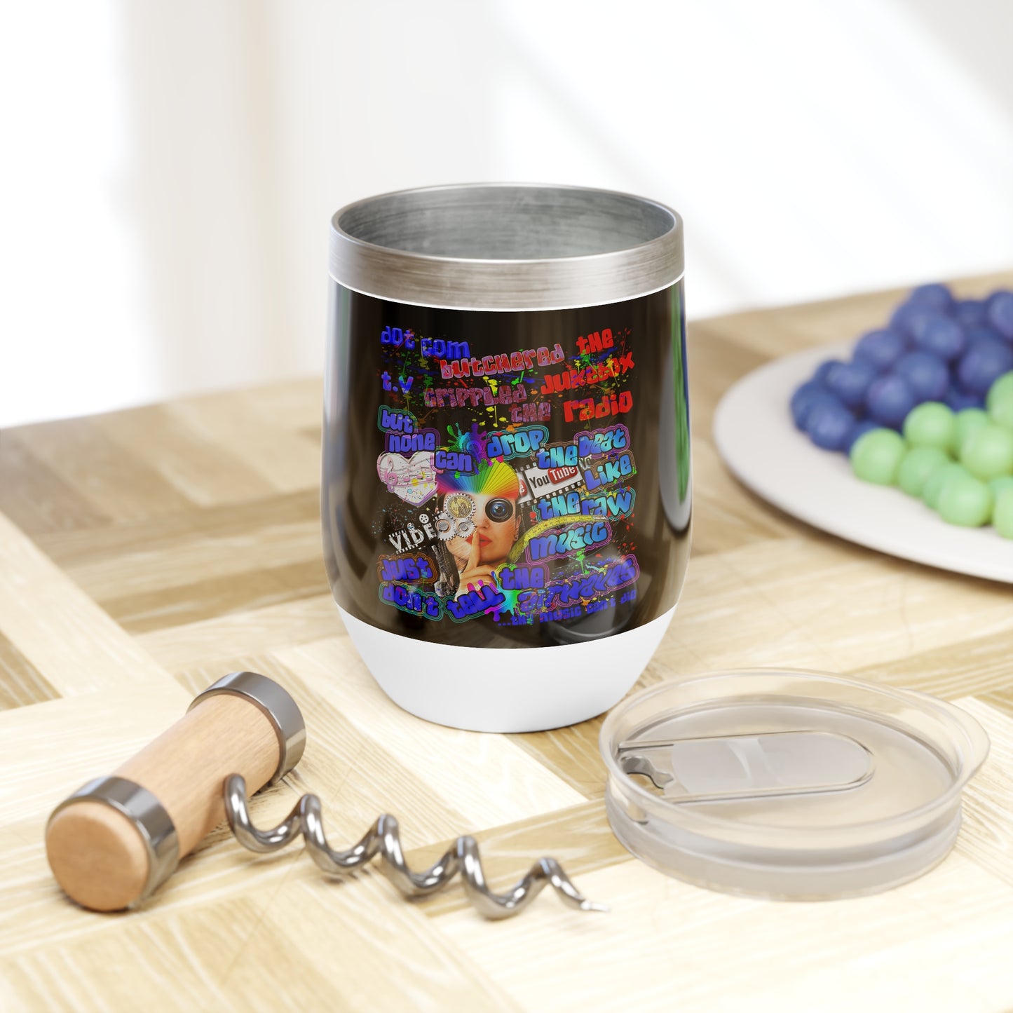 drop the beat - Chill Wine Tumbler (black)