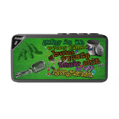 the bum's shit - Jabba Bluetooth Speaker (green turf)
