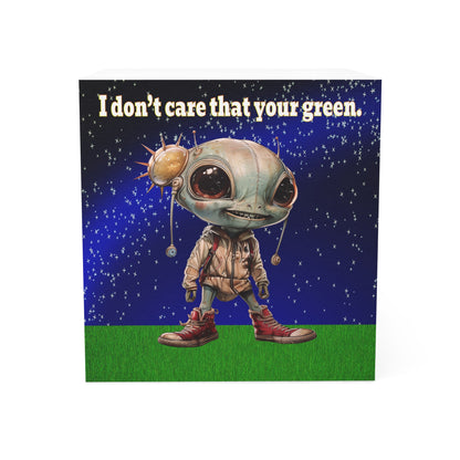 I don't care that your green - note cube ('snoops' background)