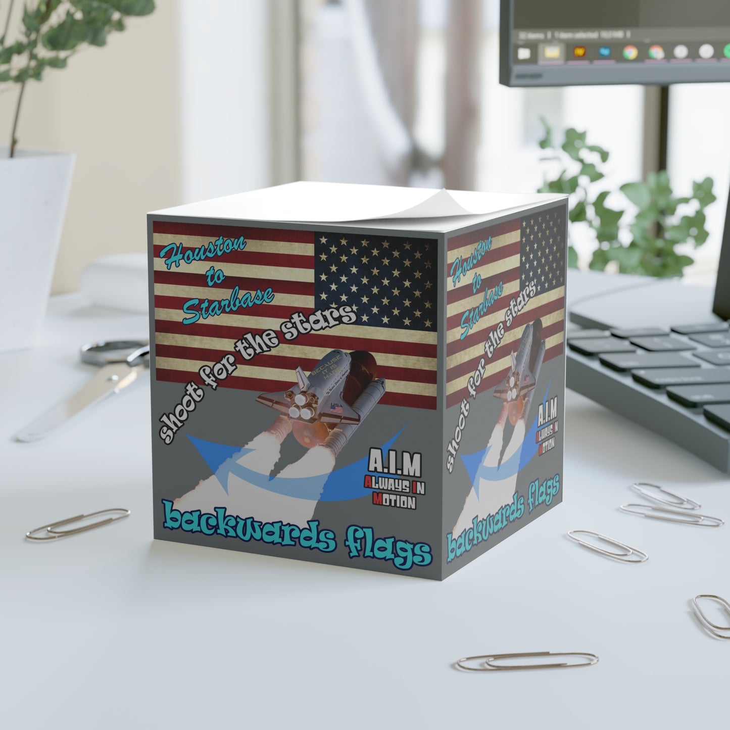 shoot for the stars - note cube (dark grey)