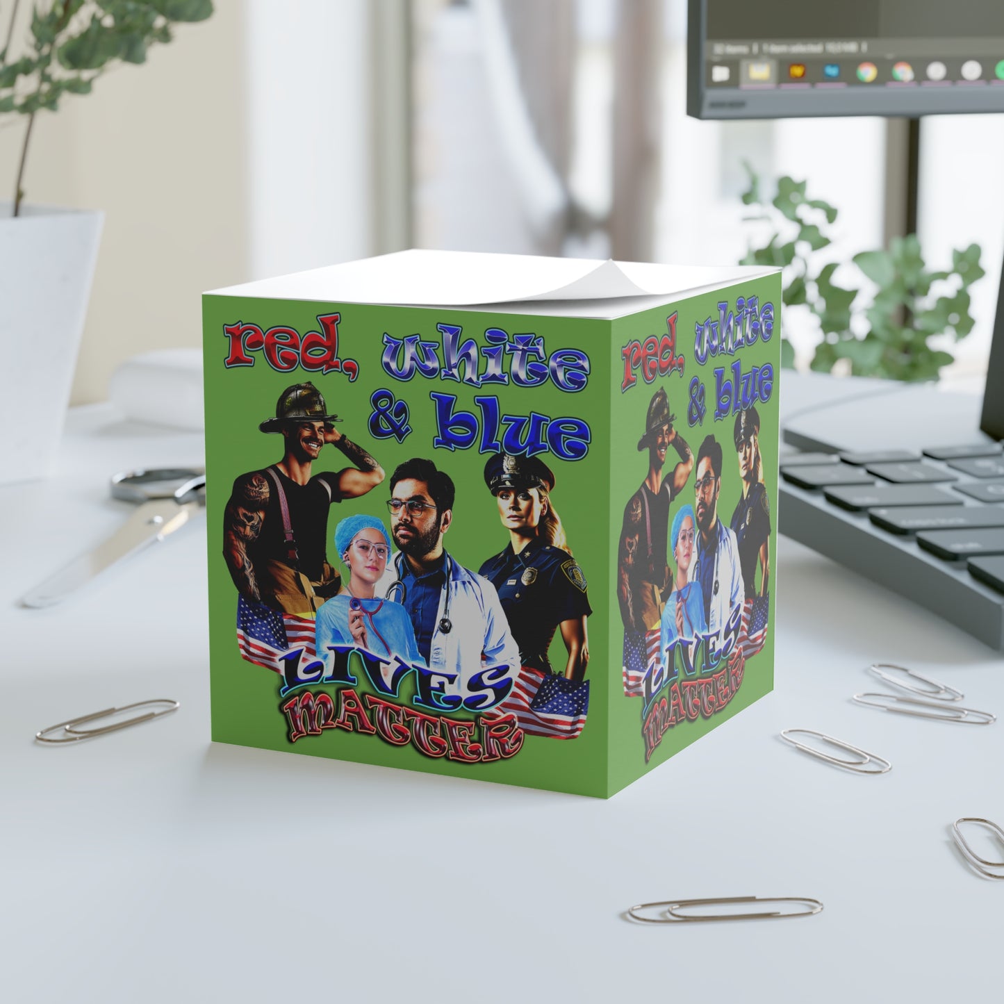 rw&b lives matter - note cube (green)