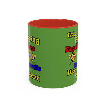 popping like popcorn - Accent Mug (green)