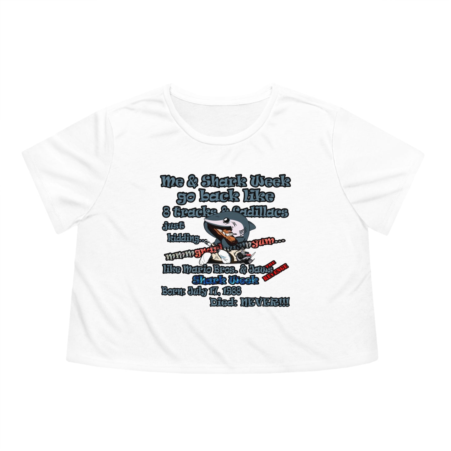 shark week - Women's Flowy Cropped Tee