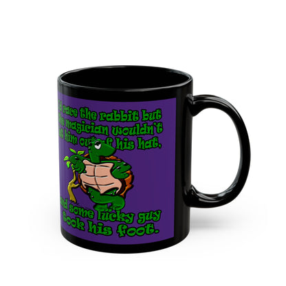 turtle race - Black Mug (purple)