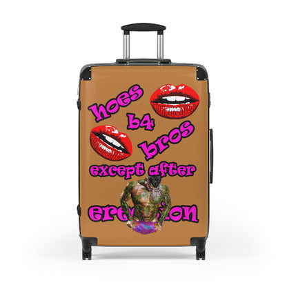 hoes b4 bros - Suitcase (light brown)