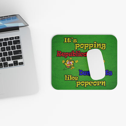 popping like popcorn - Mouse Pad (Rectangle) (green turf)