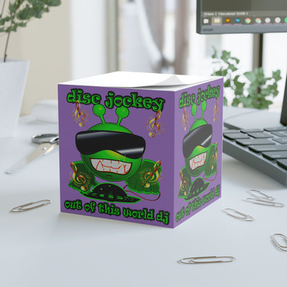 disc jockey - note cube (light purple)