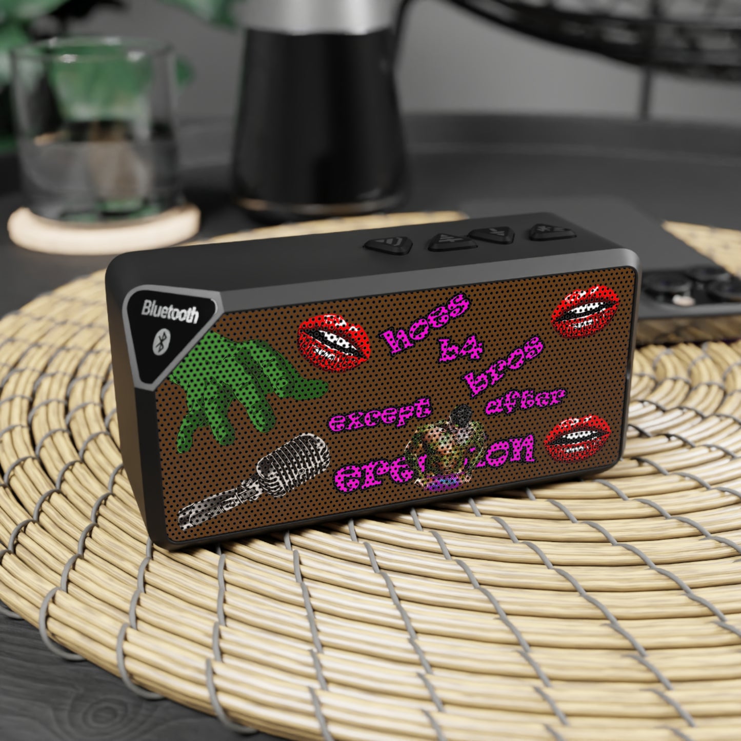 hoes b4 bros - Jabba Bluetooth Speaker (brown)