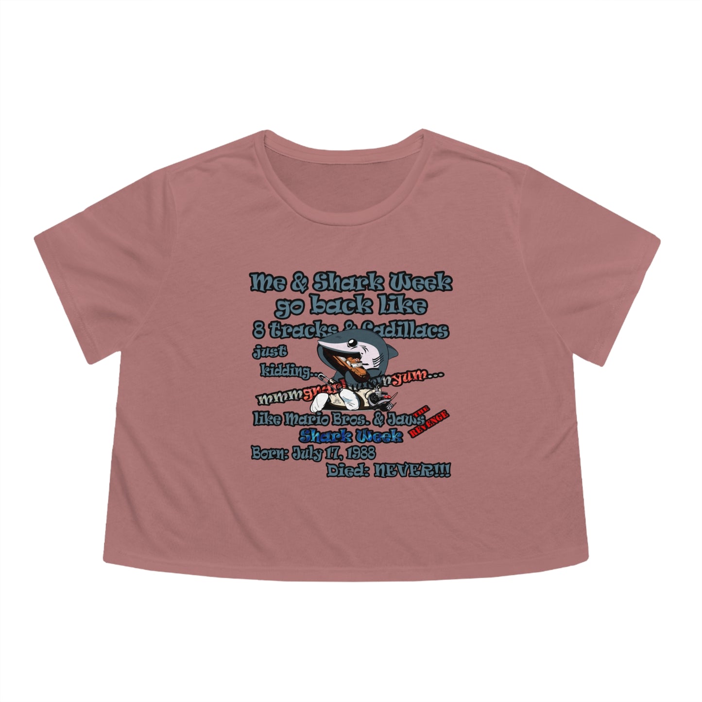 shark week - Women's Flowy Cropped Tee