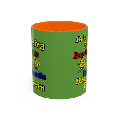 popping like popcorn - Accent Mug (green)