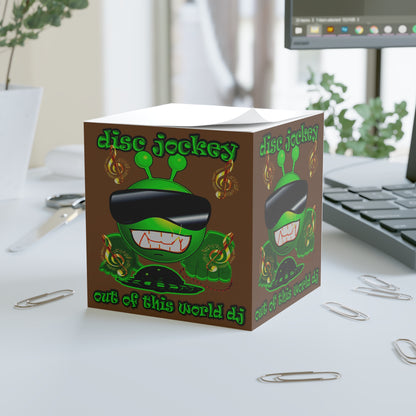 disc jockey - note cube (brown)