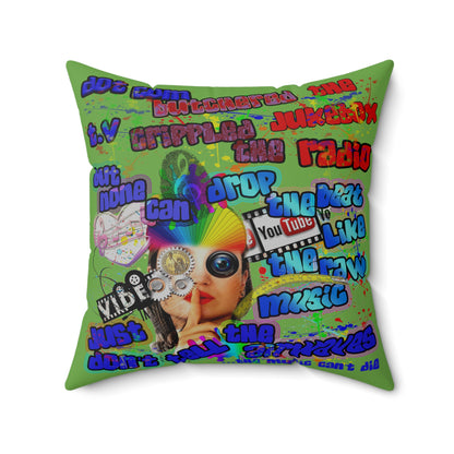 drop the beat - Spun Polyester Square Pillow - (green)
