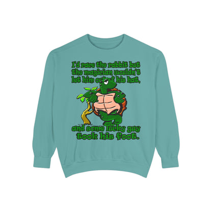 turtle race - Unisex Garment-Dyed Sweatshirt