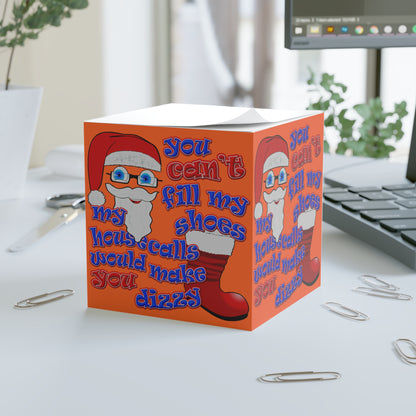 santa's shoes - note cube (orange)