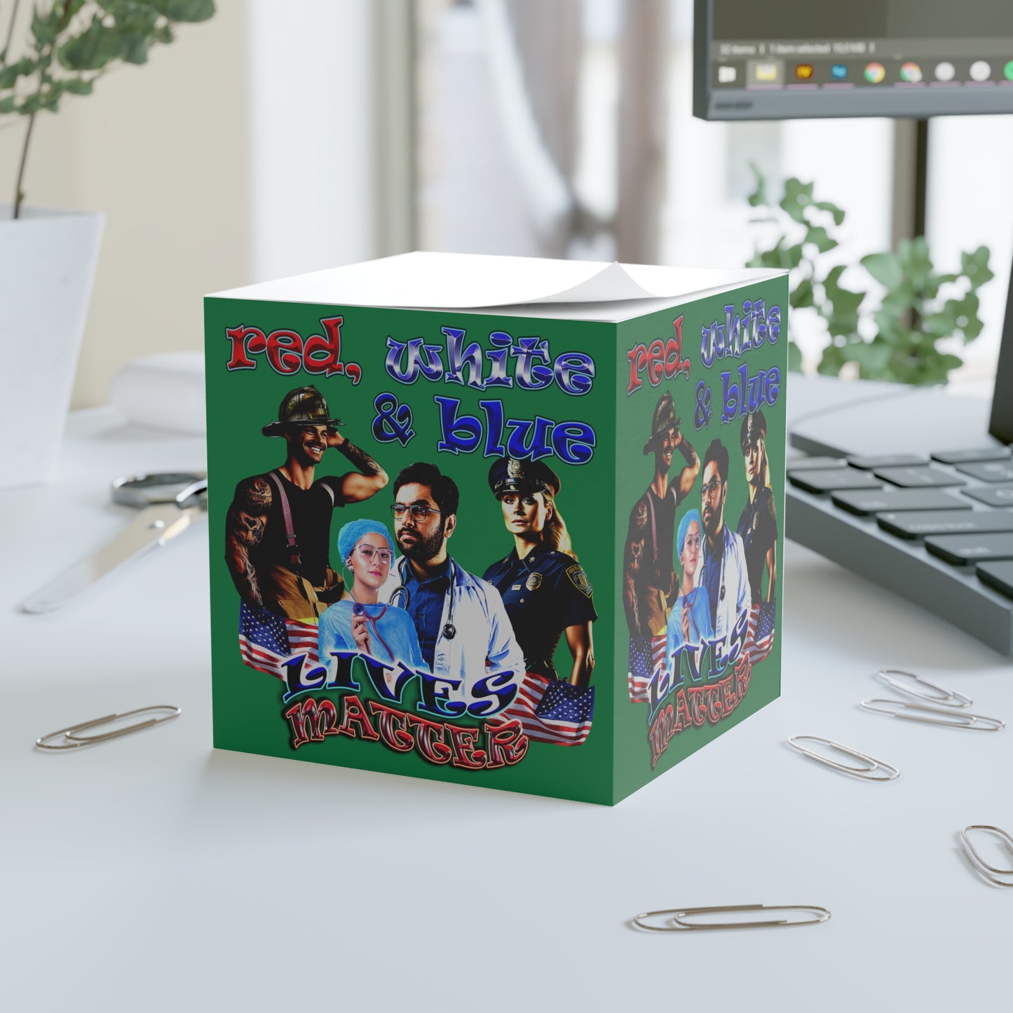 rw&b lives matter - note cube (dark green)