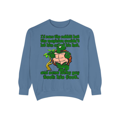 turtle race - Unisex Garment-Dyed Sweatshirt