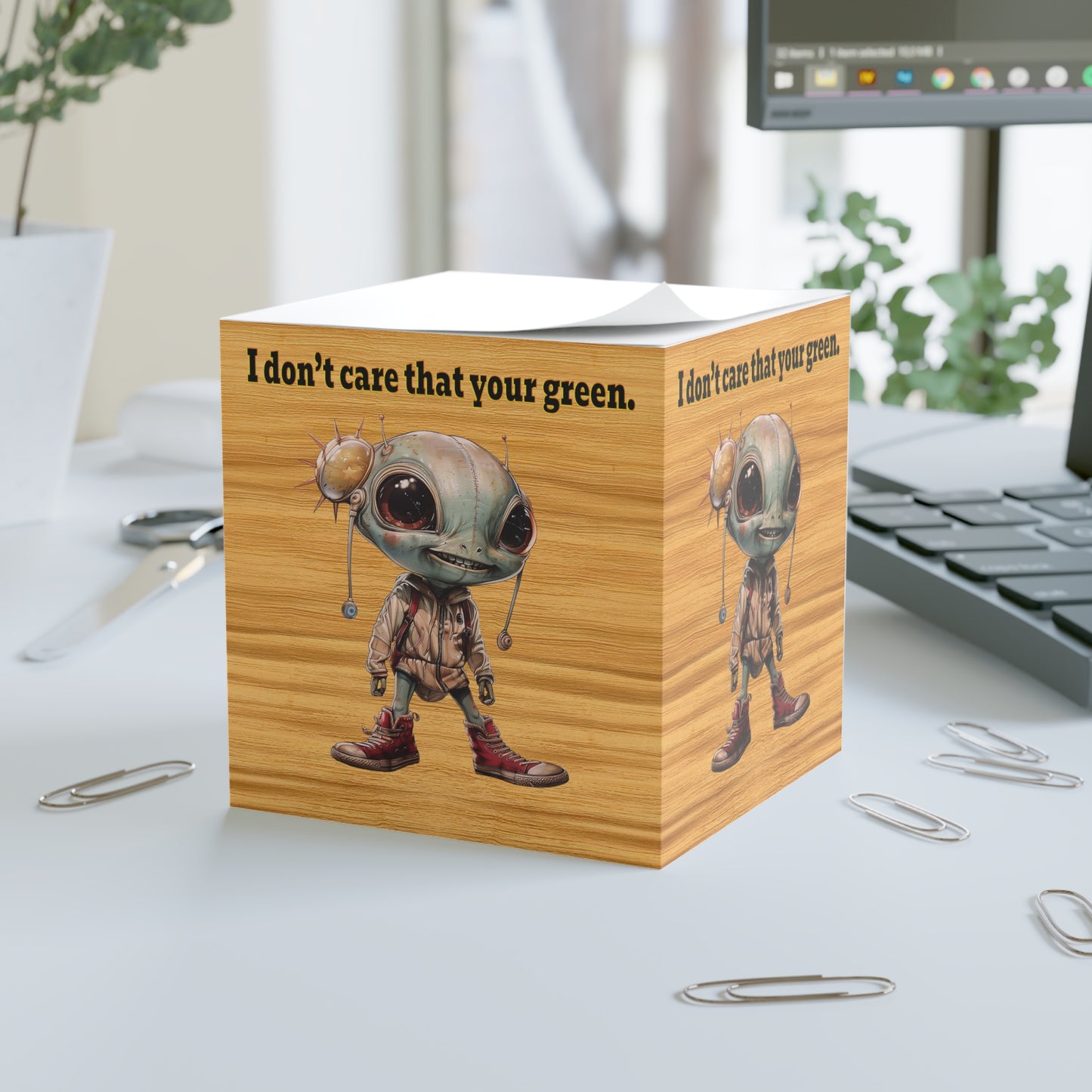I don't care that your green - note cube (butterscotch wood finish)
