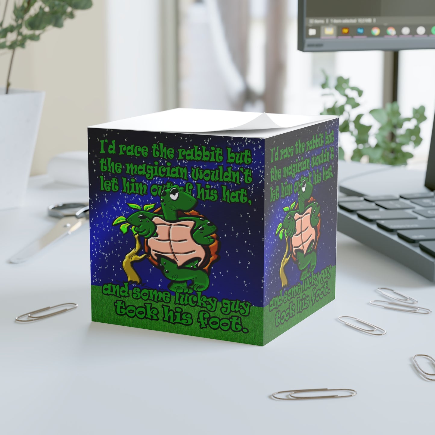 turtle race - note cube ('snoops' background)