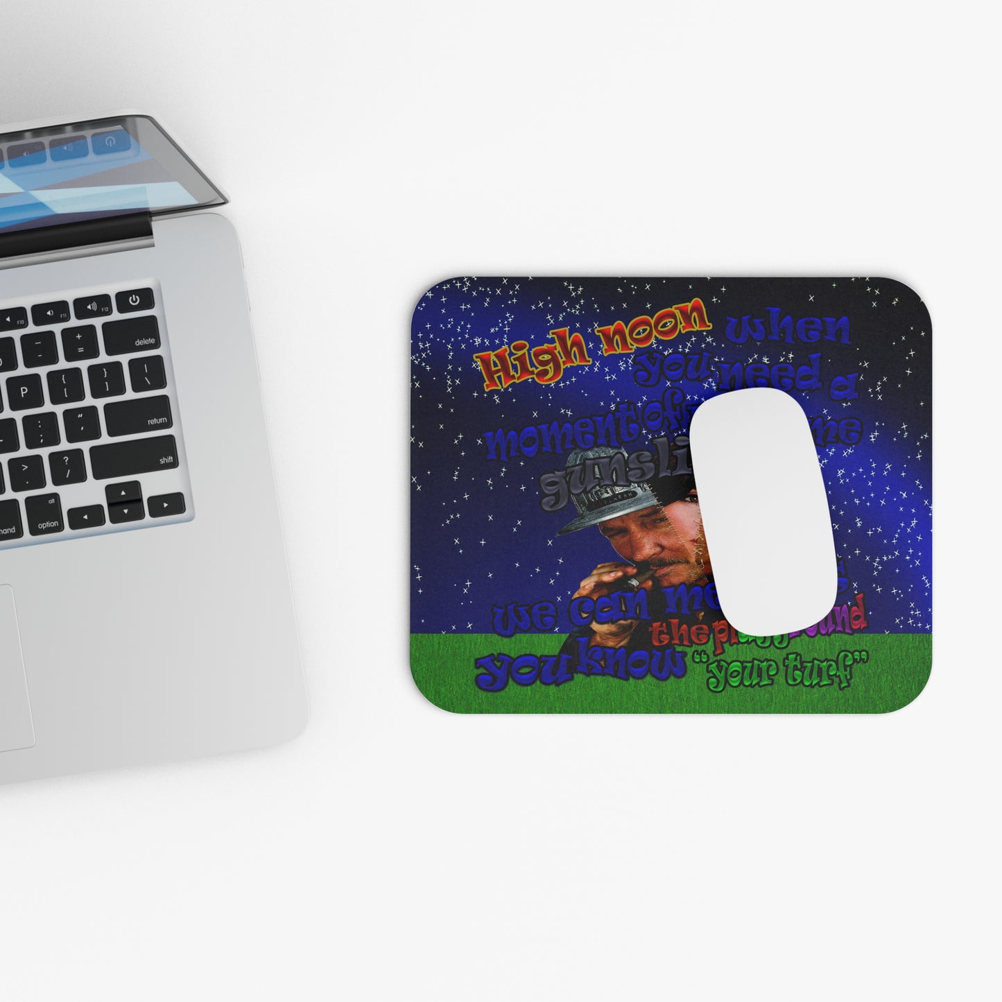 high noon - Mouse Pad (Rectangle) ('snoops' background)