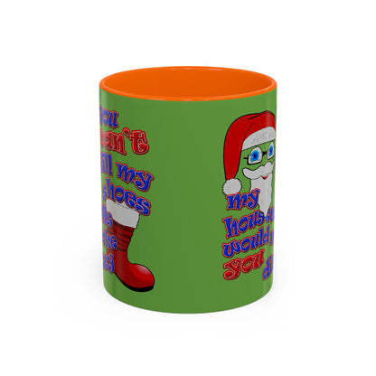 santa's shoes - Accent Mug (green)