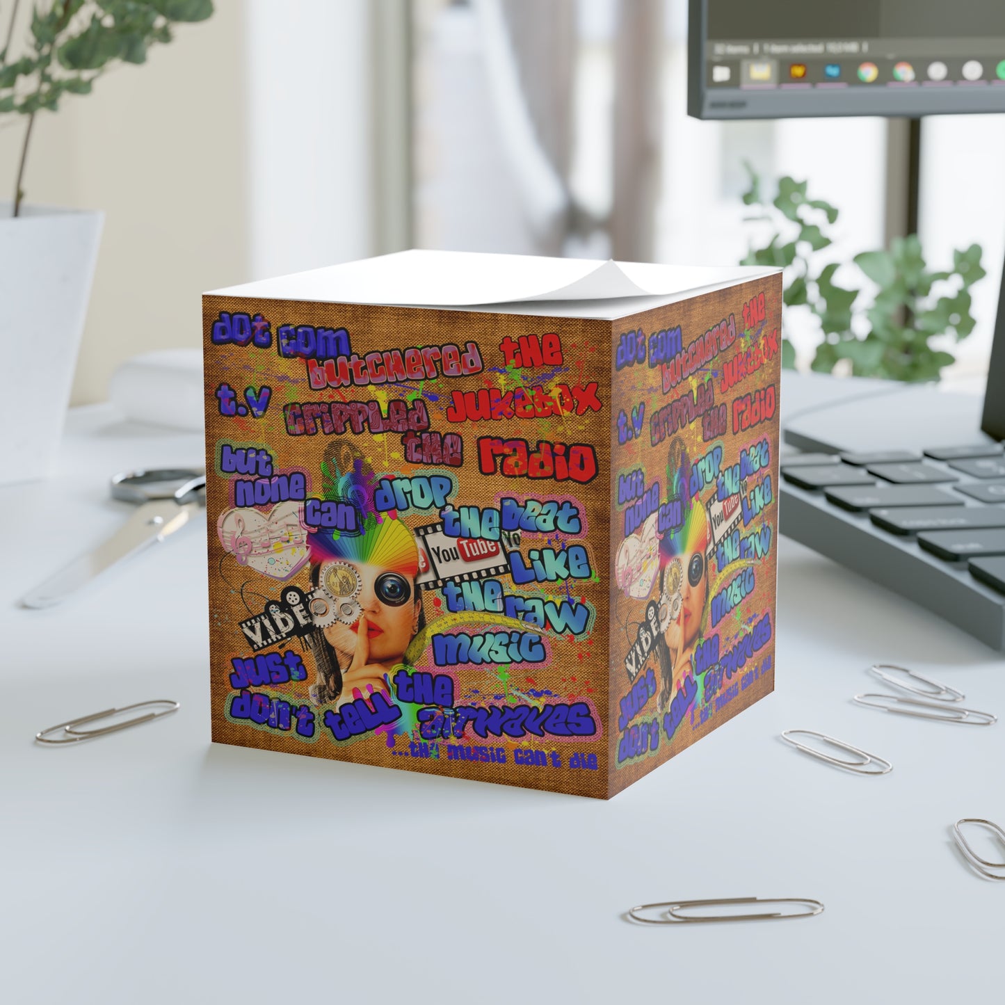 drop the beat - note cube (brown papyrus)