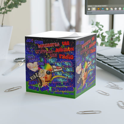 drop the beat - note cube ('snoops' background)