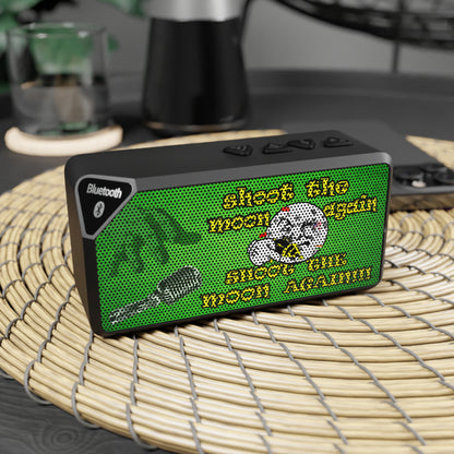 shoot the moon again - Jabba Bluetooth Speaker (green turf)