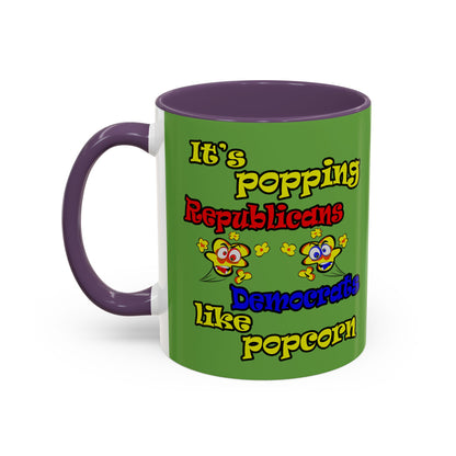popping like popcorn - Accent Mug (green)