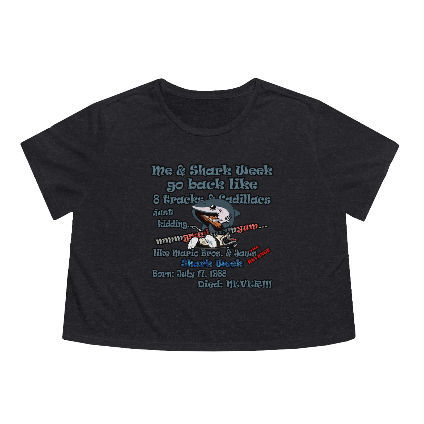 shark week - Women's Flowy Cropped Tee