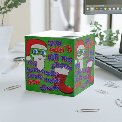 santa's shoes - note cube (green turf)