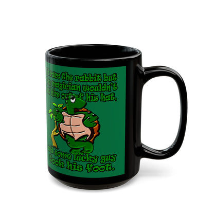 turtle race - Black Mug (dark green)