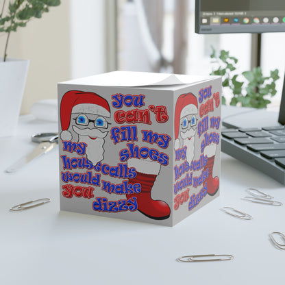 santa's shoes - note cube (light grey)