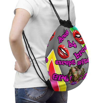 hoes b4 bros - Drawstring Bag (rainbow split)