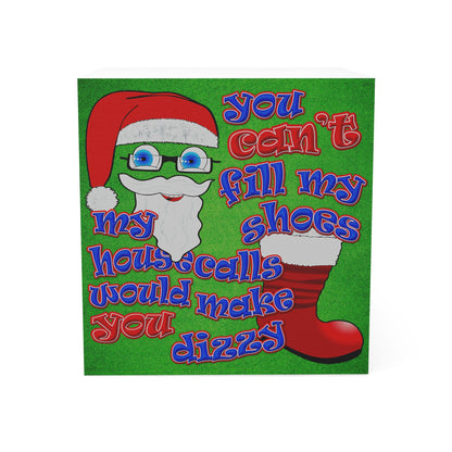 santa's shoes - note cube (green turf)