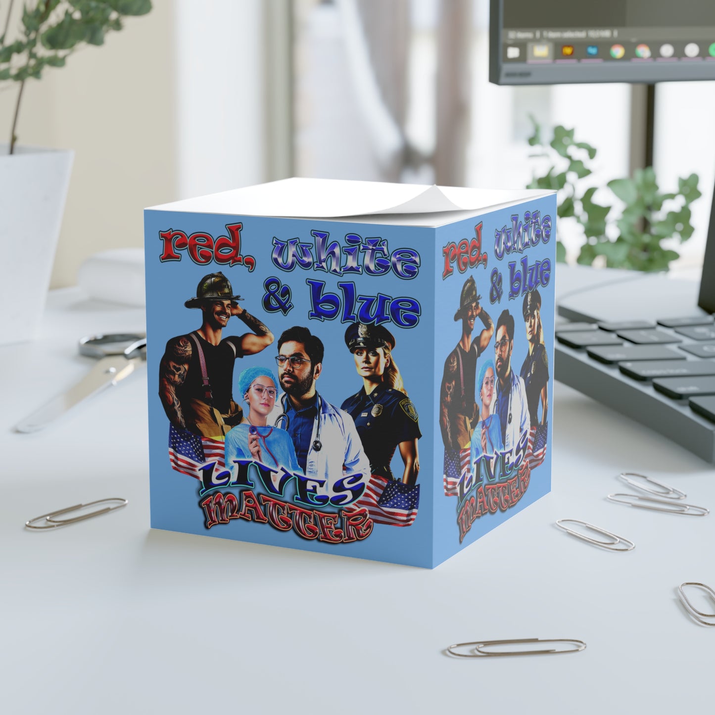 rw&b lives matter - note cube (light blue)