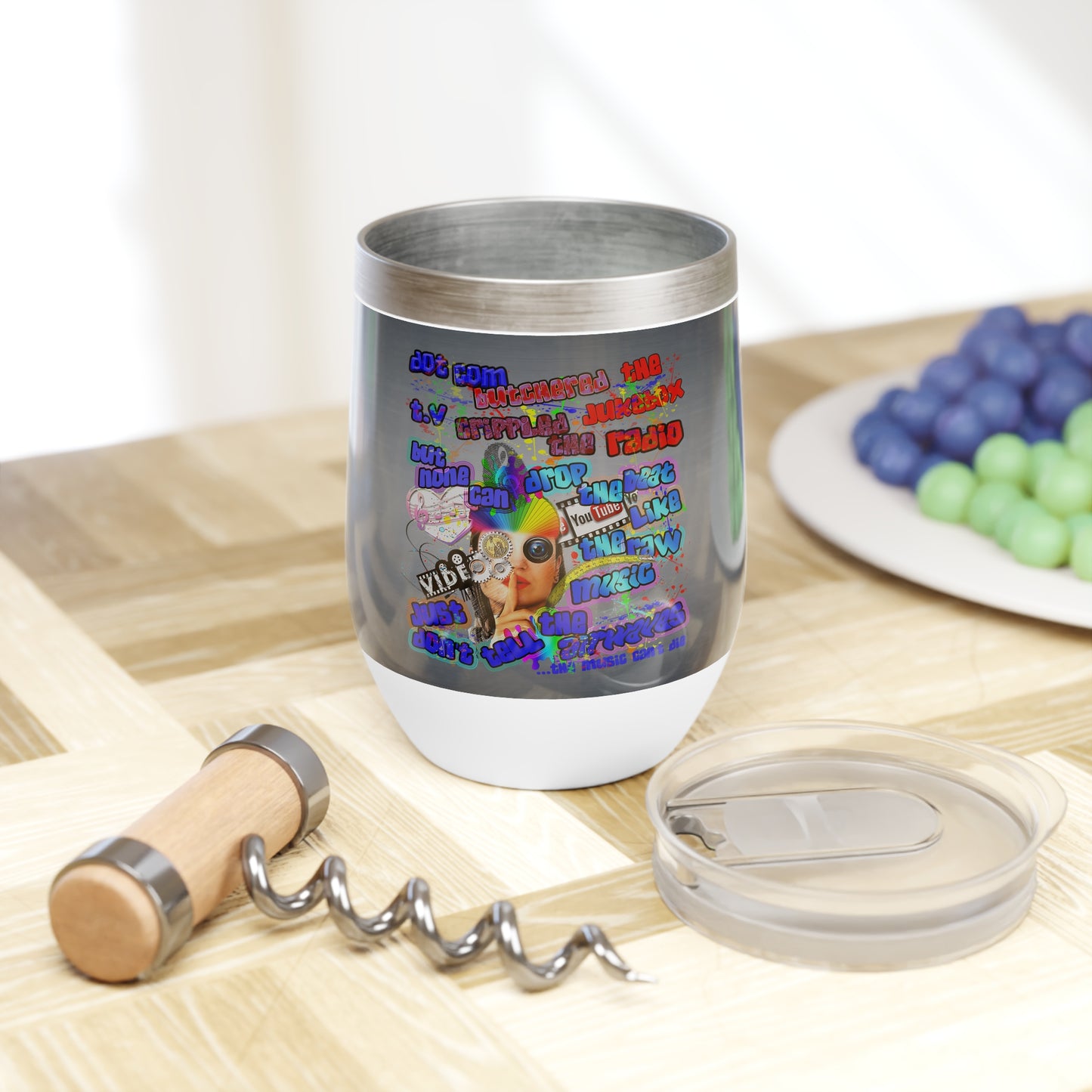 drop the beat - Chill Wine Tumbler  (grey-light grey)