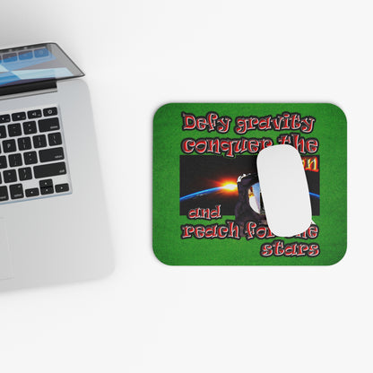 defy conquer reach - Mouse Pad (Rectangle) (green turf)