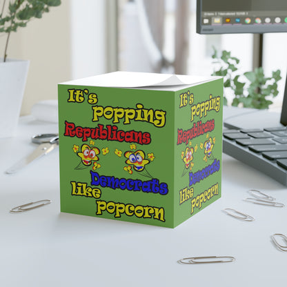 popping like popcorn - note cube (green)