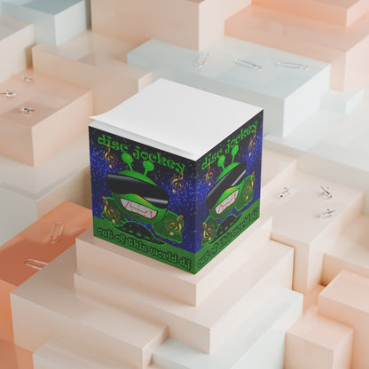 disc jockey - note cube ('snoops' background)
