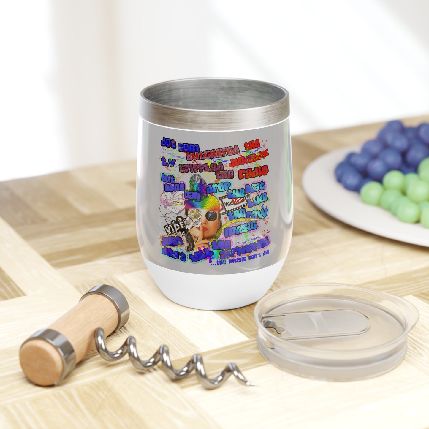 drop the beat - Chill Wine Tumbler (light grey)