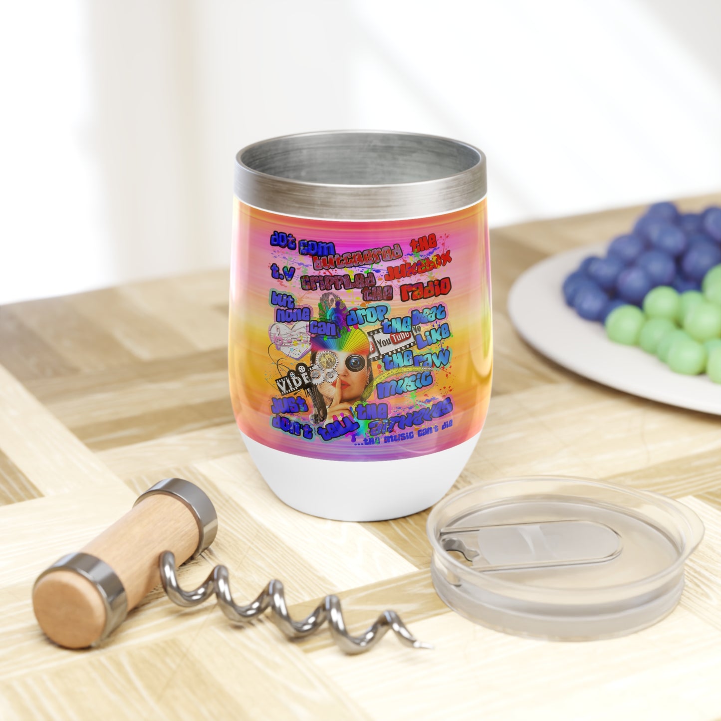 drop the beat - Chill Wine Tumbler  (color blur)