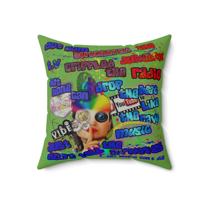 drop the beat - Faux Suede Square Pillow - (green)