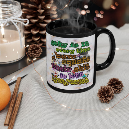the bum's shit - Black Mug (white marble)