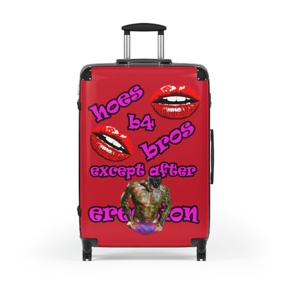 hoes b4 bros - Suitcase (dark red)