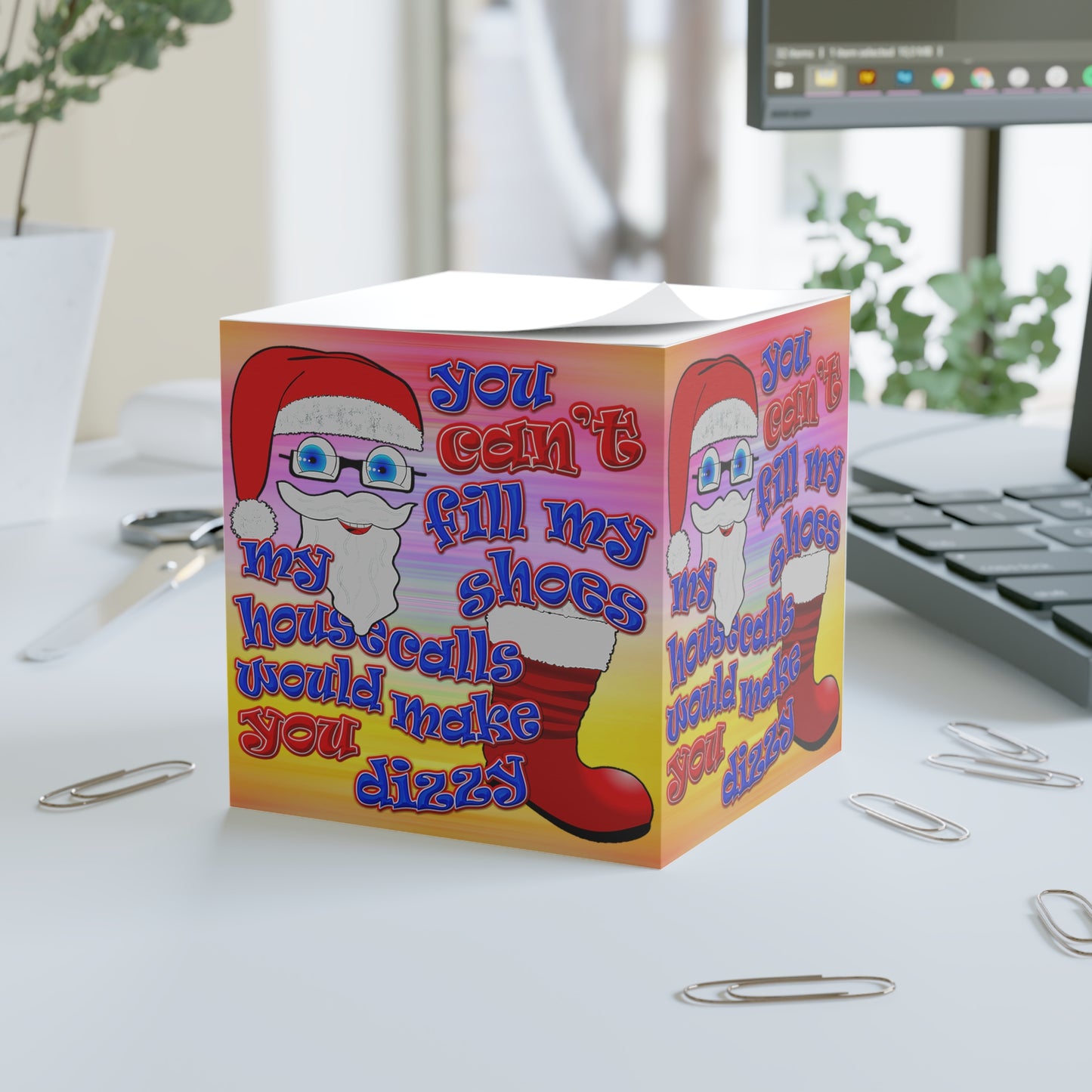 santa's shoes - note cube (color blur)
