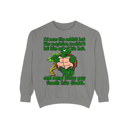 turtle race - Unisex Garment-Dyed Sweatshirt