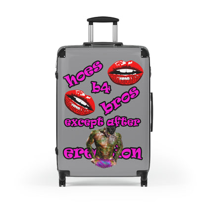 hoes b4 bros - Suitcase (grey)