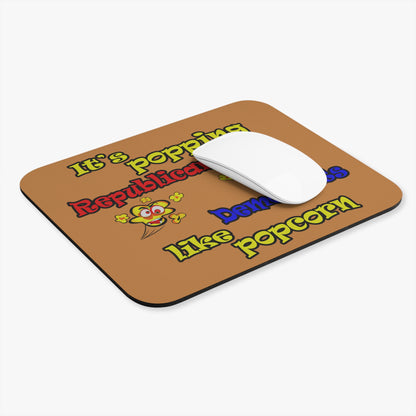 popping like popcorn - Mouse Pad (Rectangle) (light brown)